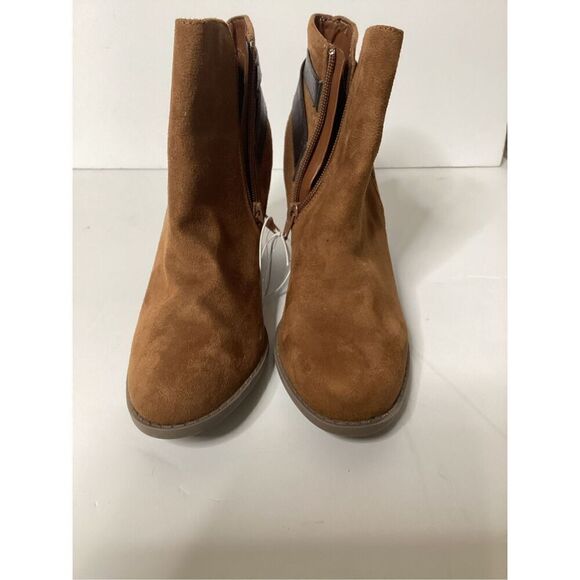 Diba brown ankle boots. Size 8. Retails $75 - Picture 3 of 8